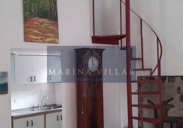 Malabia 2154 y Paraguay. LC c/entrepiso. 2 dorms.  Escritorio. Muchisima luz!! Si te gustan los espacios con personalidad, luz natural y detalles originales que ya no se encuentran en las construcciones modernas, este PH te va a enamorar.